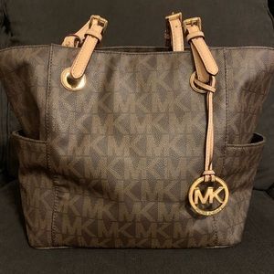 Michael Kors Logo Shoulder Bag